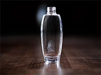 Cosmetic_bottle_02